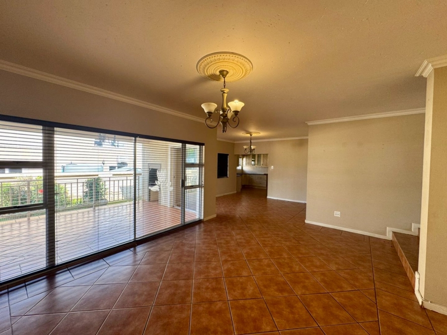 4 Bedroom Property for Sale in Caribbean Beach Club North West